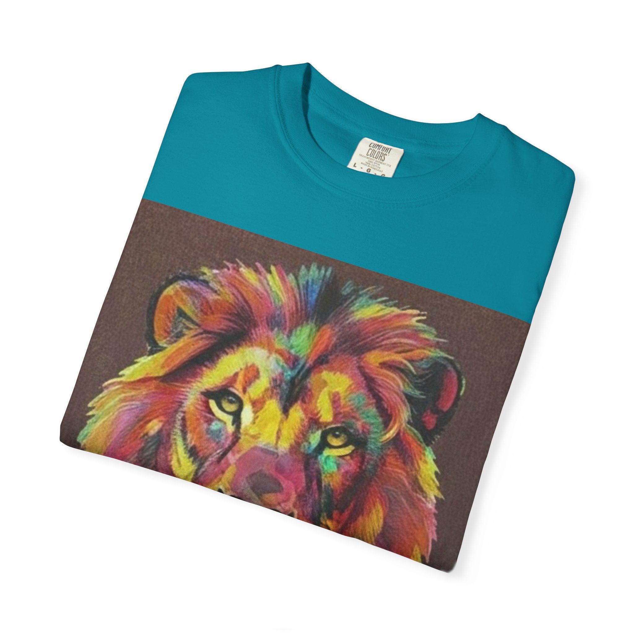 Wild Life Lion Portrait T-Shirt — Colorful Retro Primate Graphic Tee