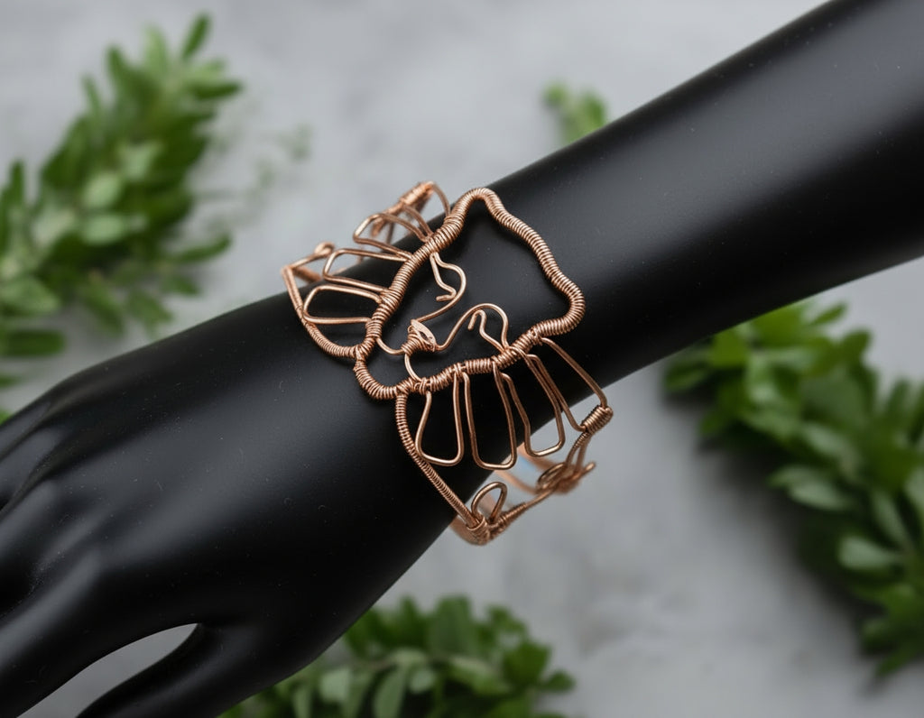 iamevibez Custom Pure Copper Wire Wrapped Lion/Lioness Bracelet